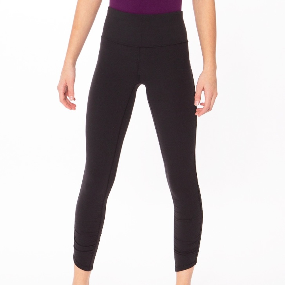 //SOLD//Lululemon cropped black align